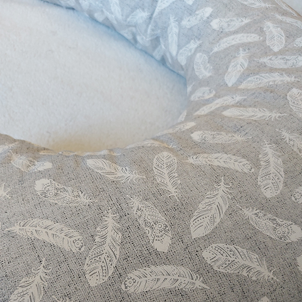 Coj n Maternal Multifuncional Plumas Babyzone